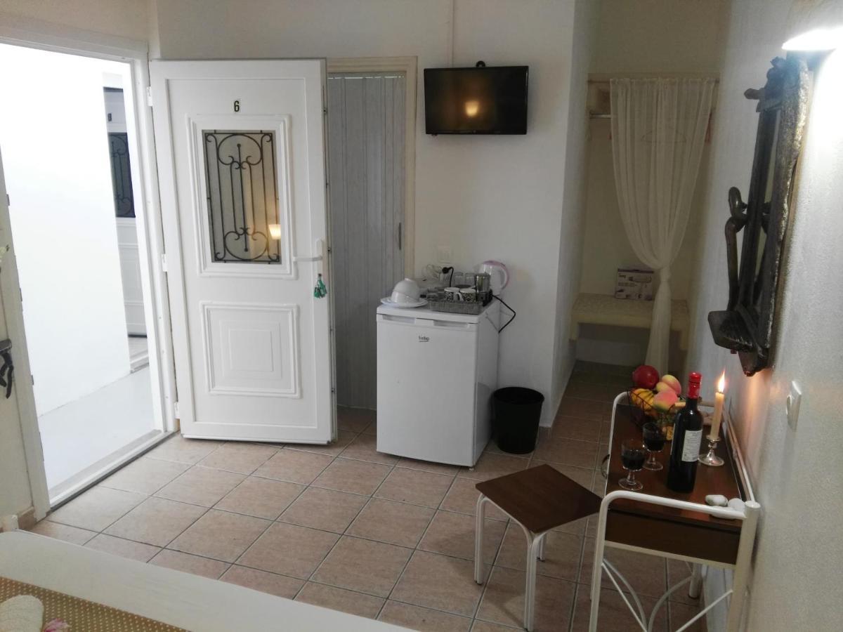 Moments Rooms Adamantas  Exterior photo