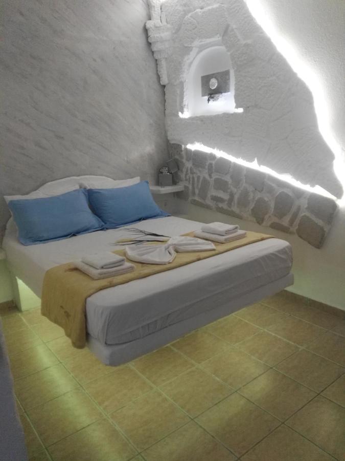 Moments Rooms Adamantas  Exterior photo